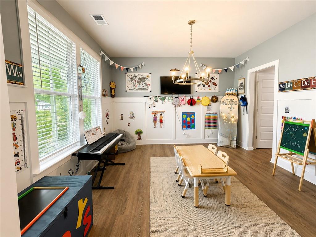 1684 Flagstone Lane
