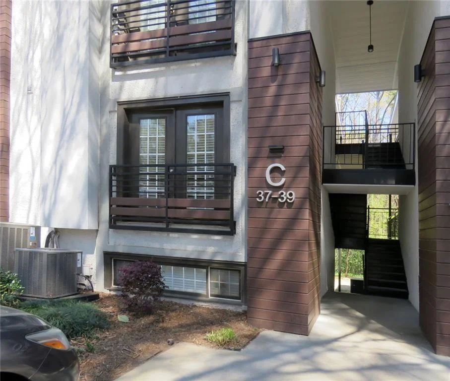 1445 Monroe Drive NE Unit C39