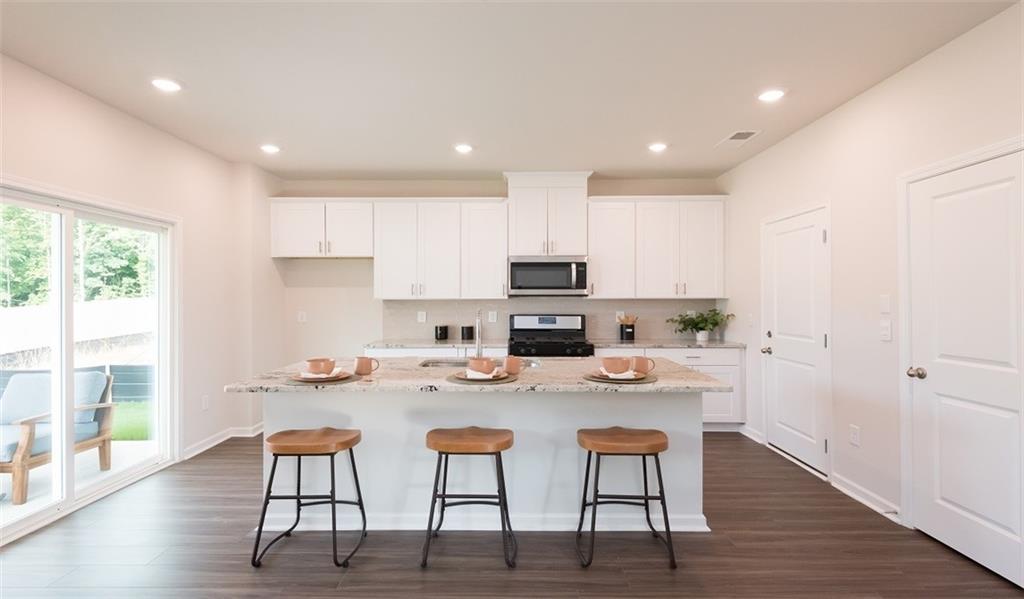 2758 Aralynn Way