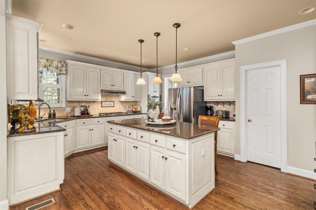 1420 Lockridge Drive, Cumming, Georgia image 12
