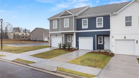 Homes For Sale - 9452 Maple Grove Lane #63<br/> Jonesboro, GA 30238