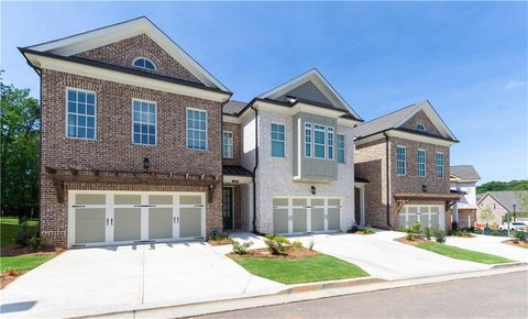 Townhouse For Sale - 4701 Bandolino Lane #425<br/> Peachtree Corners, GA 30092