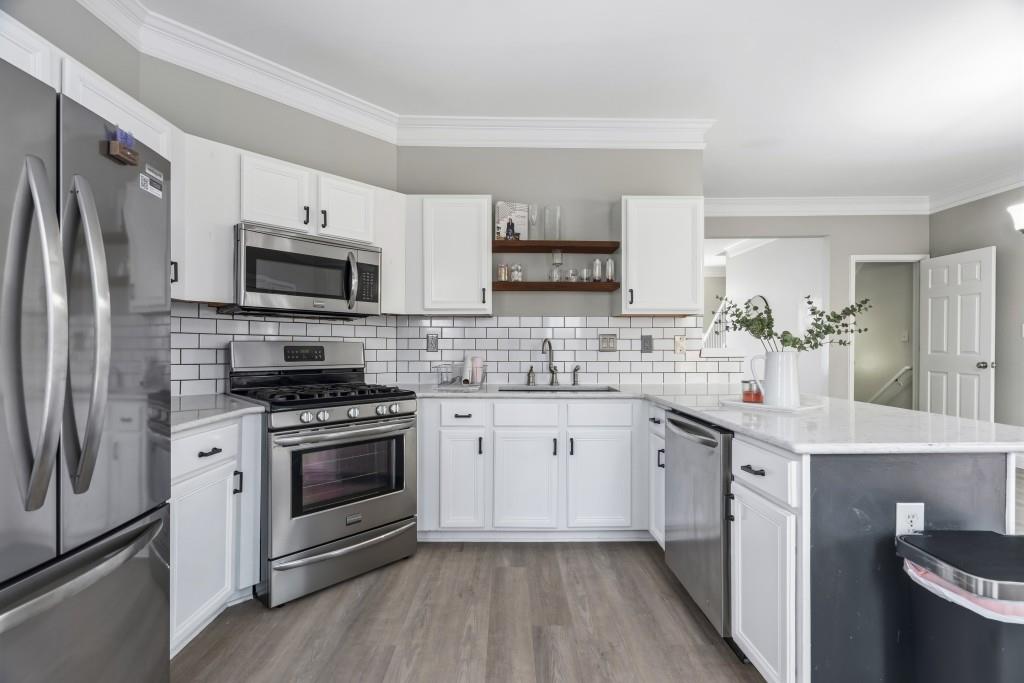 5990 Eagle Tiff Lane