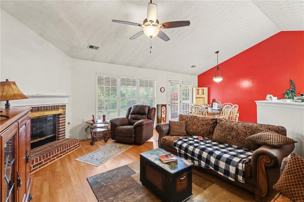 304 Allegheny Avenue