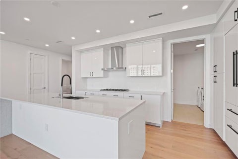 Condo For Rent - 2425 Peachtree Road #1402<br/> Atlanta, GA 30309