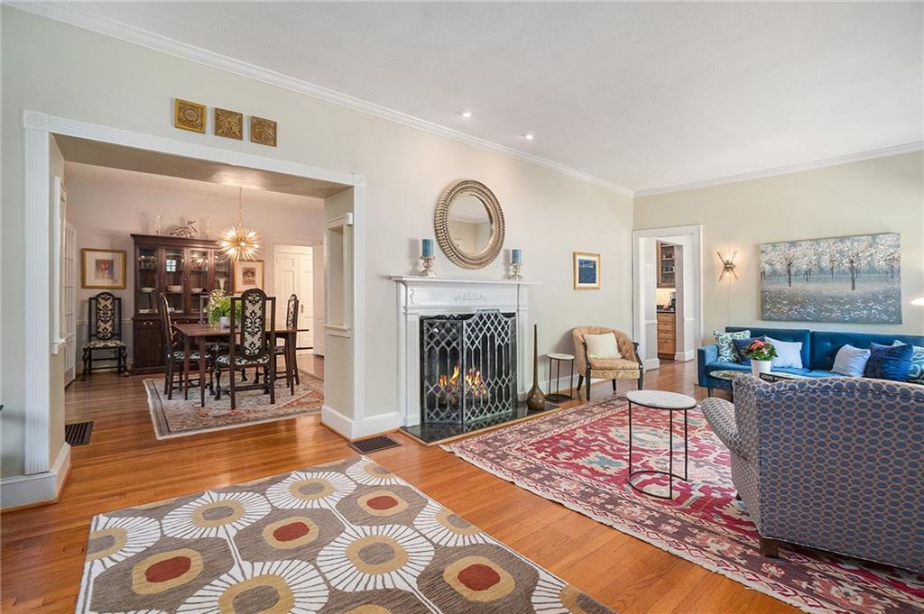 937 E Rock Springs Road, Atlanta, Georgia image 6