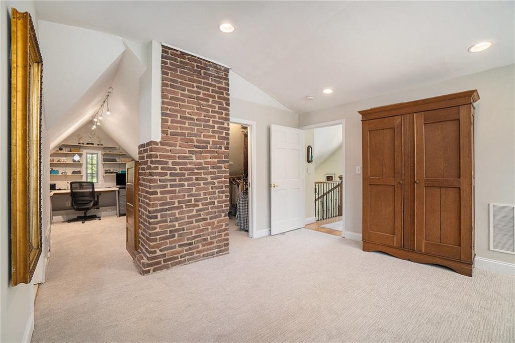 937 E Rock Springs Road, Atlanta, Georgia image 27