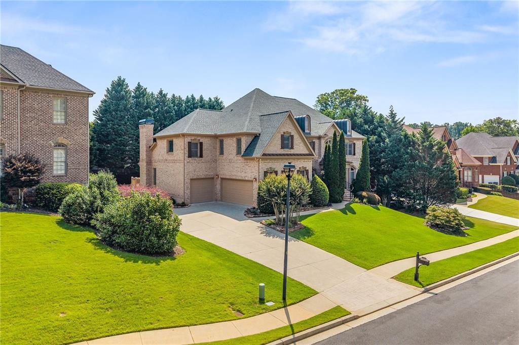 2122 Hunters Green Drive