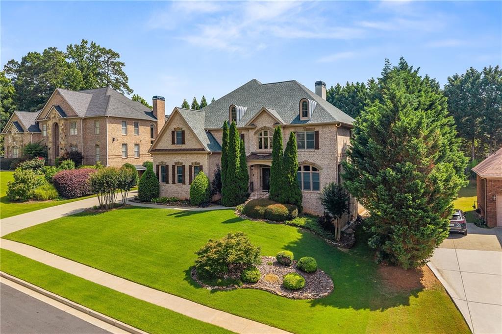 2122 Hunters Green Drive