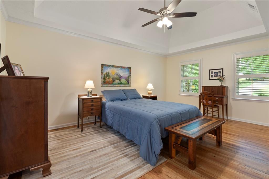 4152 Barberry Drive, Roswell, Georgia image 30