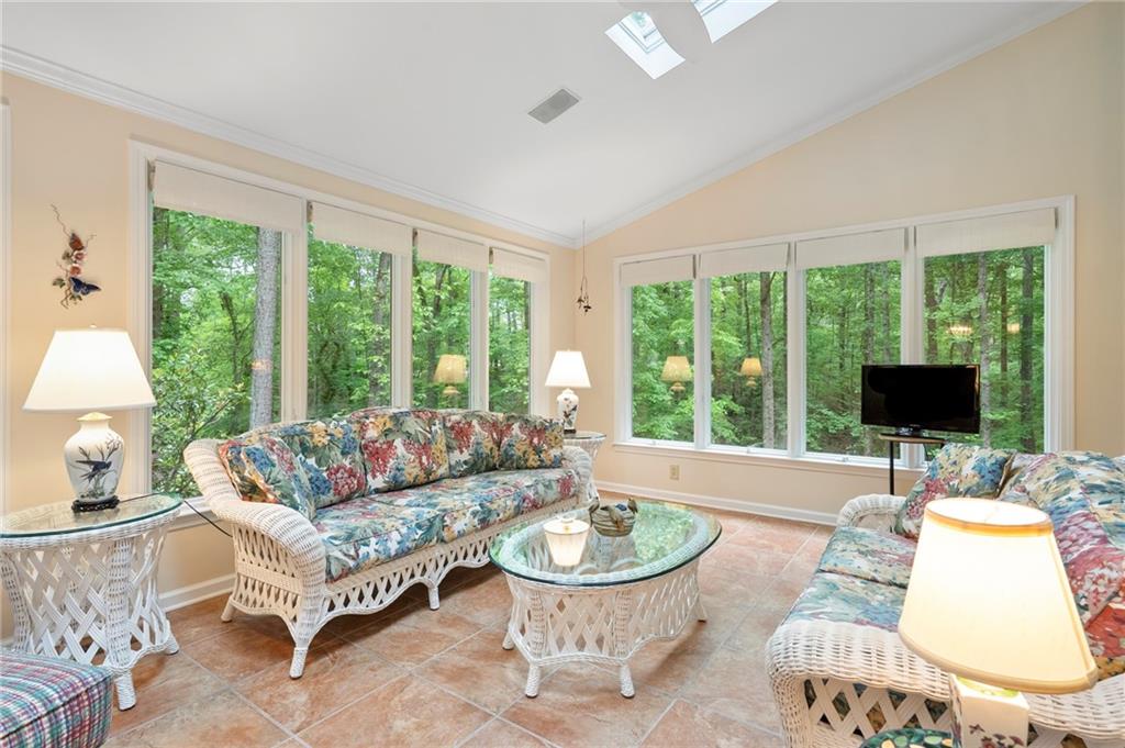 4152 Barberry Drive, Roswell, Georgia image 22