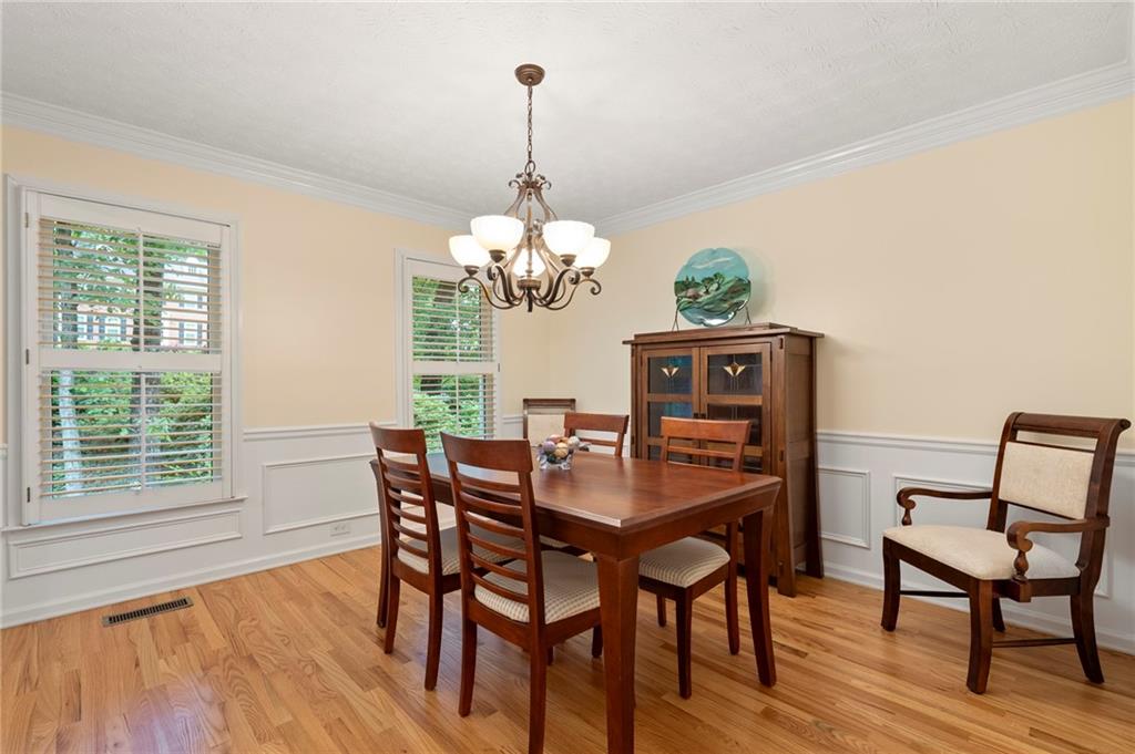 4152 Barberry Drive, Roswell, Georgia image 16