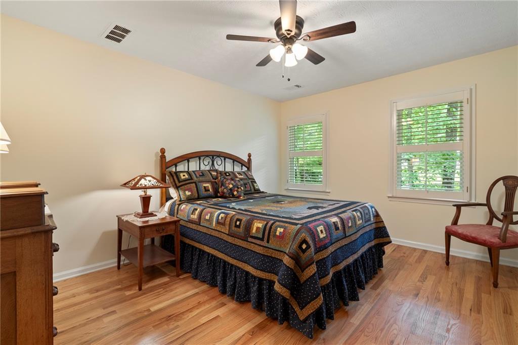 4152 Barberry Drive, Roswell, Georgia image 26