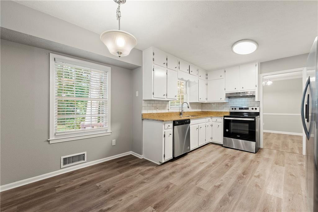 215 Hauteur Place SW