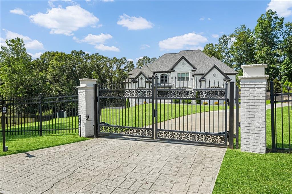 376 Lum Crowe Road