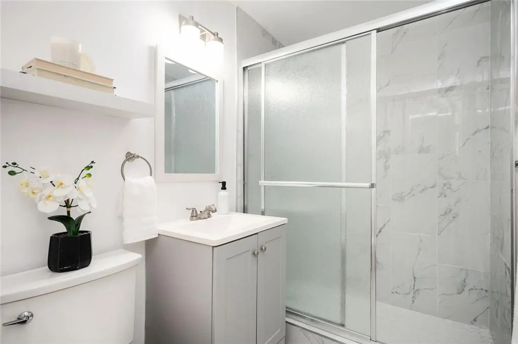 Atlanta, Georgia 30309, United States, 2 Bedrooms Bedrooms, ,1 BathroomBathrooms,Residential,Active,113677