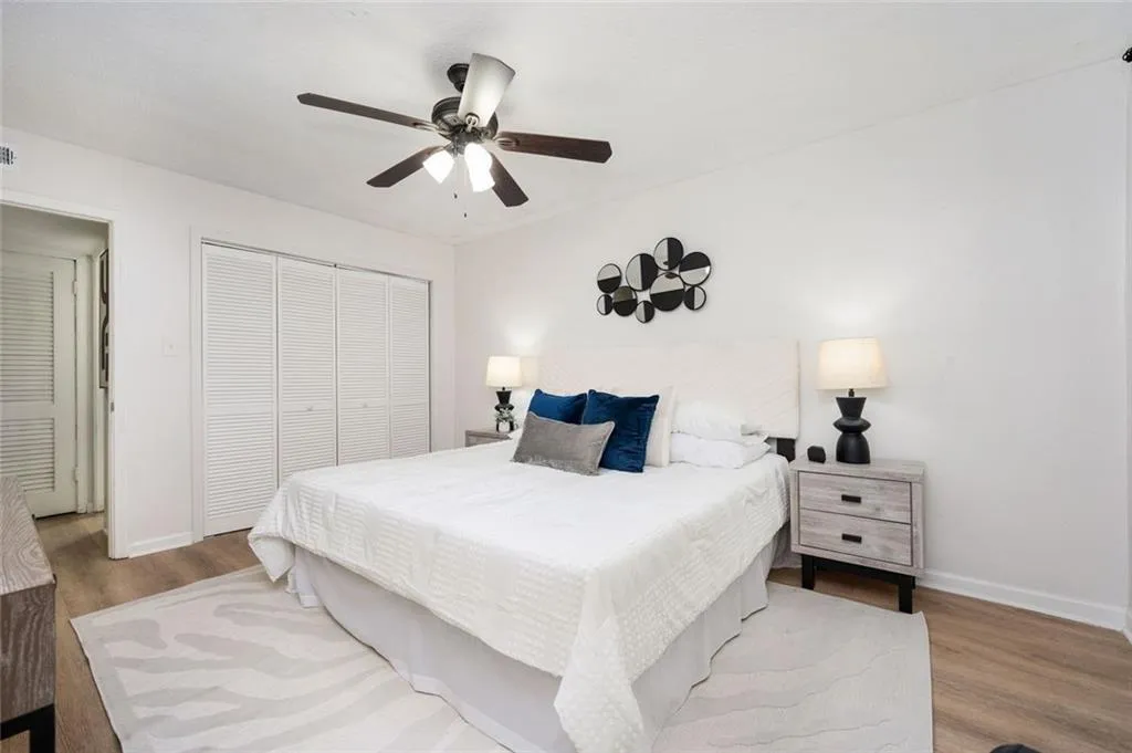 Atlanta, Georgia 30309, United States, 2 Bedrooms Bedrooms, ,1 BathroomBathrooms,Residential,Active,113677