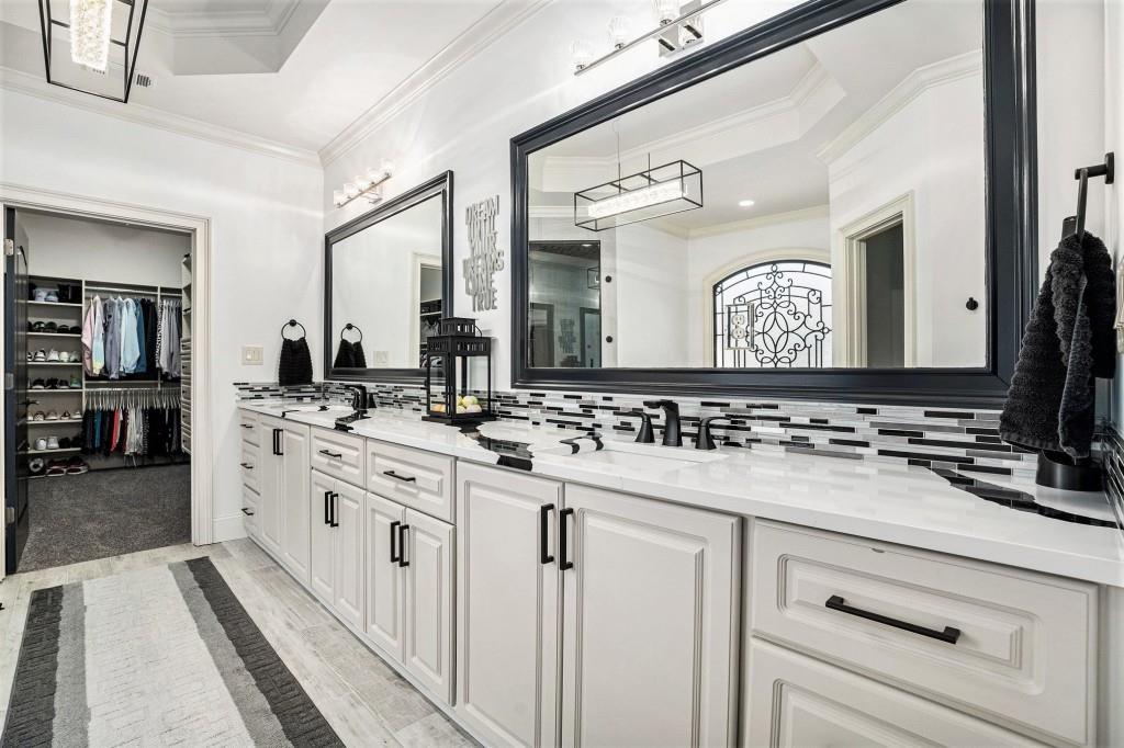 The Manor - Residential