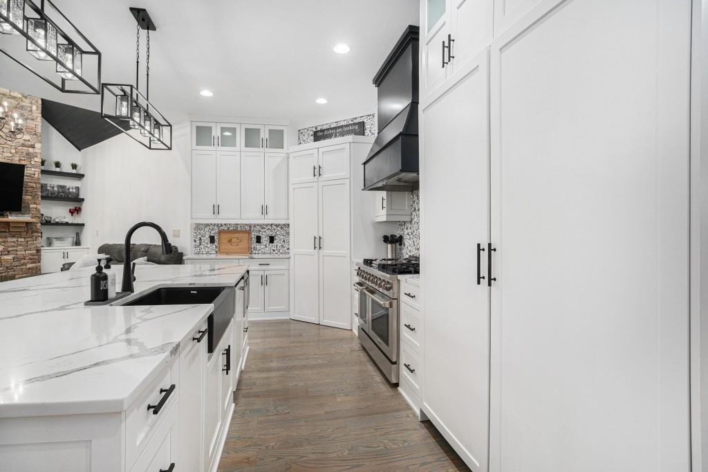 The Manor - Residential