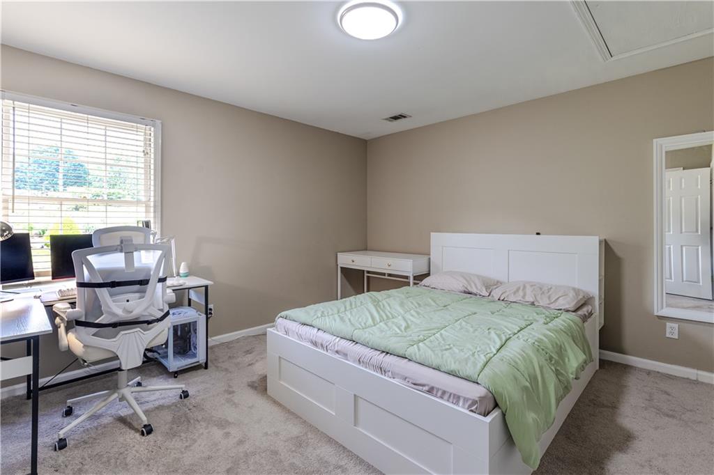 110 Amsterdam Drive, Lilburn, Georgia image 22