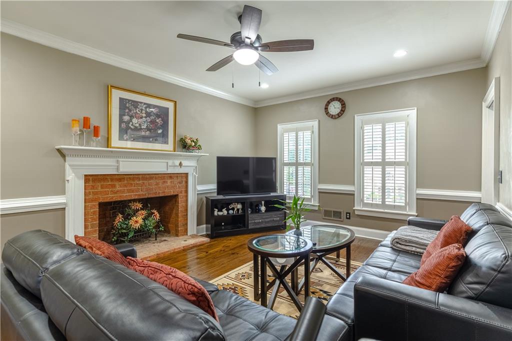 110 Amsterdam Drive, Lilburn, Georgia image 13