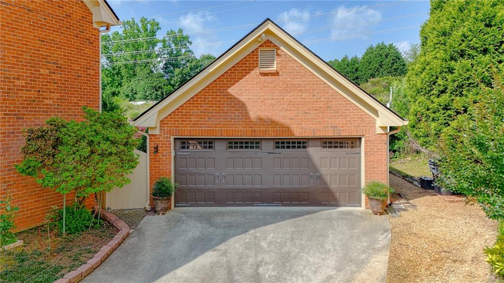 110 Amsterdam Drive, Lilburn, Georgia image 36