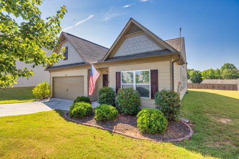 A home in Pendergrass