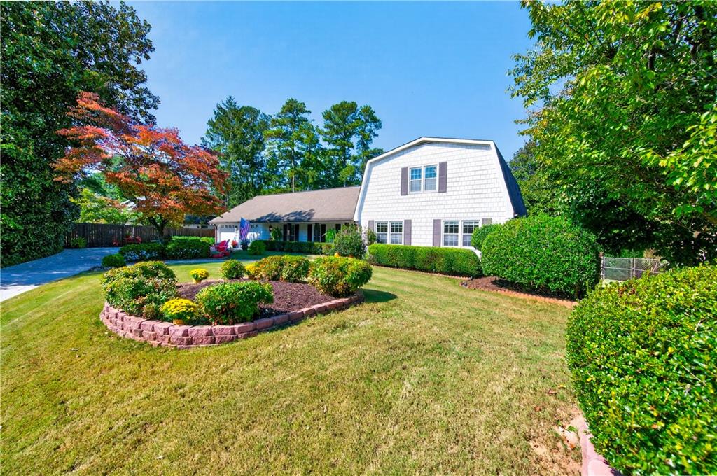 GREENWAY COUNTRY CLUB ESTATES - Residential