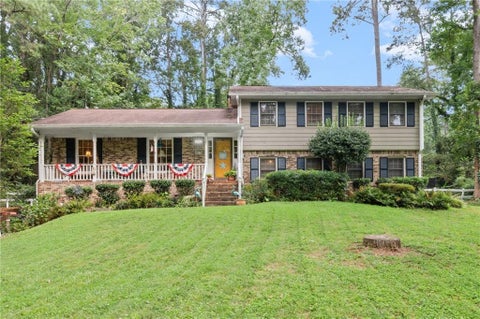 Homes For Sale - 2191 Brookfield Circle<br/> Lawrenceville, GA 30043