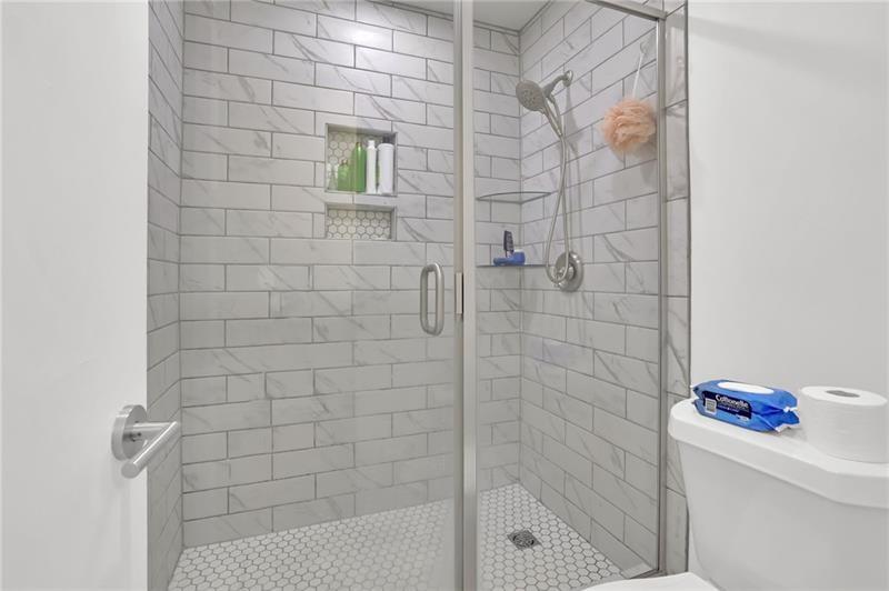 Roswell Pointe - Residential