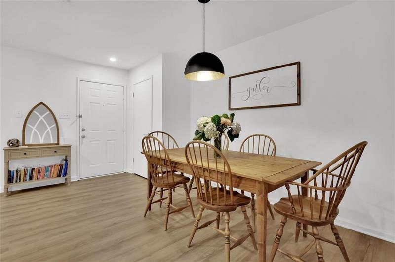 Roswell Pointe - Residential