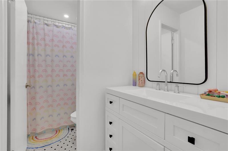 Roswell Pointe - Residential