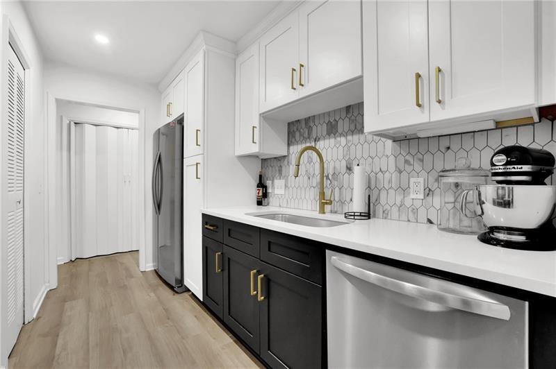 3113 Lake Pointe Circle