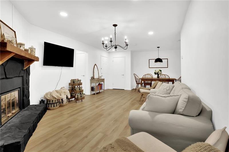 Roswell Pointe - Residential