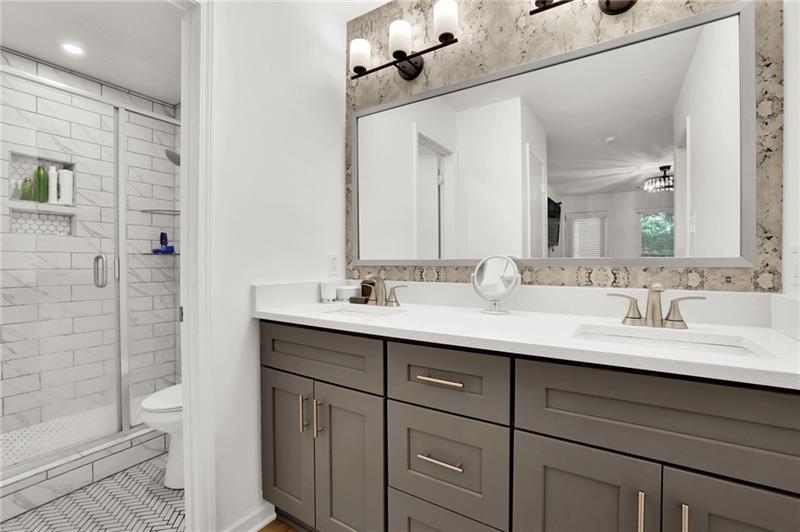 Roswell Pointe - Residential