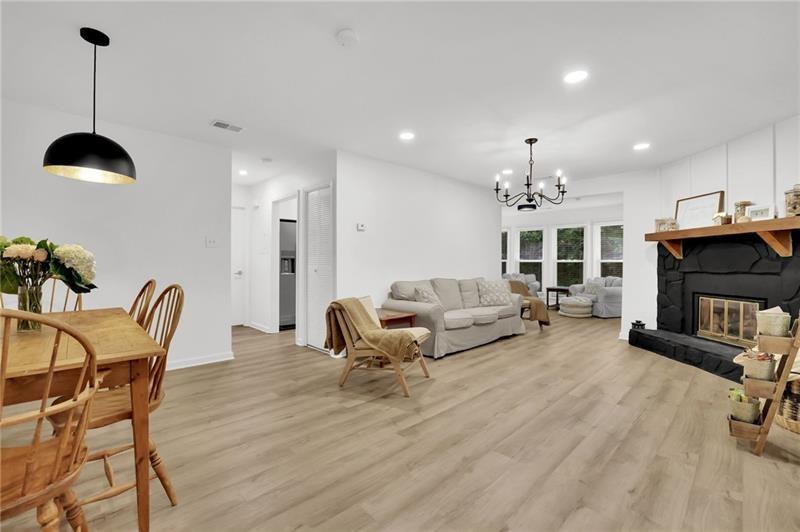 Roswell Pointe - Residential