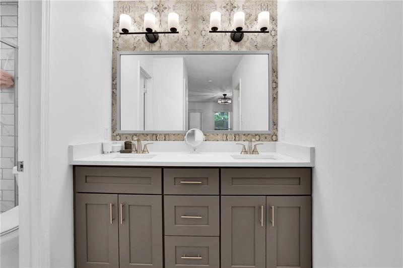 Roswell Pointe - Residential