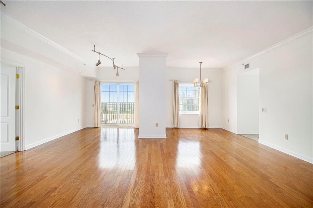 195 14th Street NE PH 306