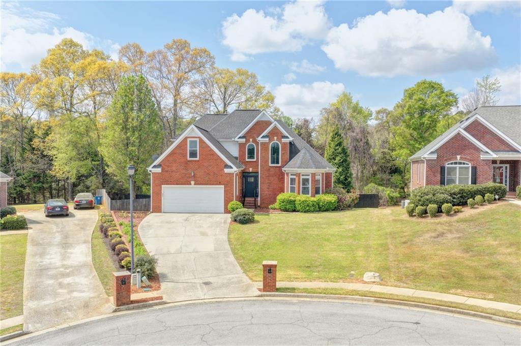 1005 Lewis Ridge Circle
