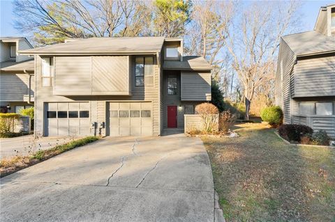 1064 Creatwood Circle SE Smyrna GA 30080