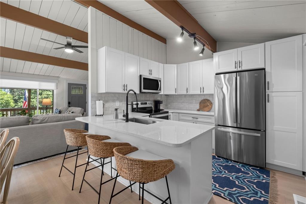2455 Hawk Creek Trail