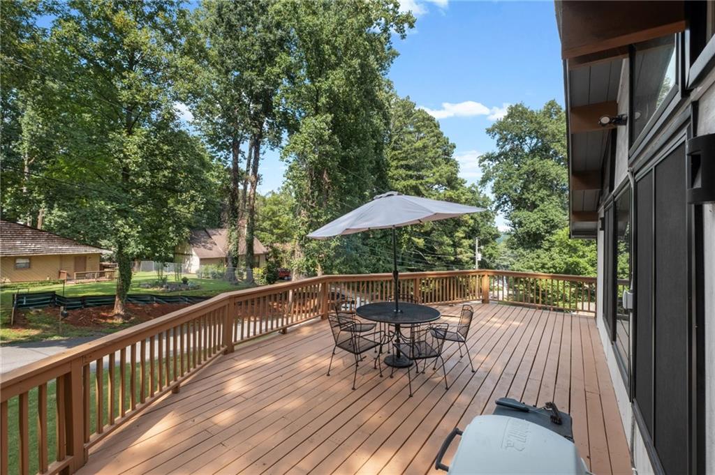 2455 Hawk Creek Trail