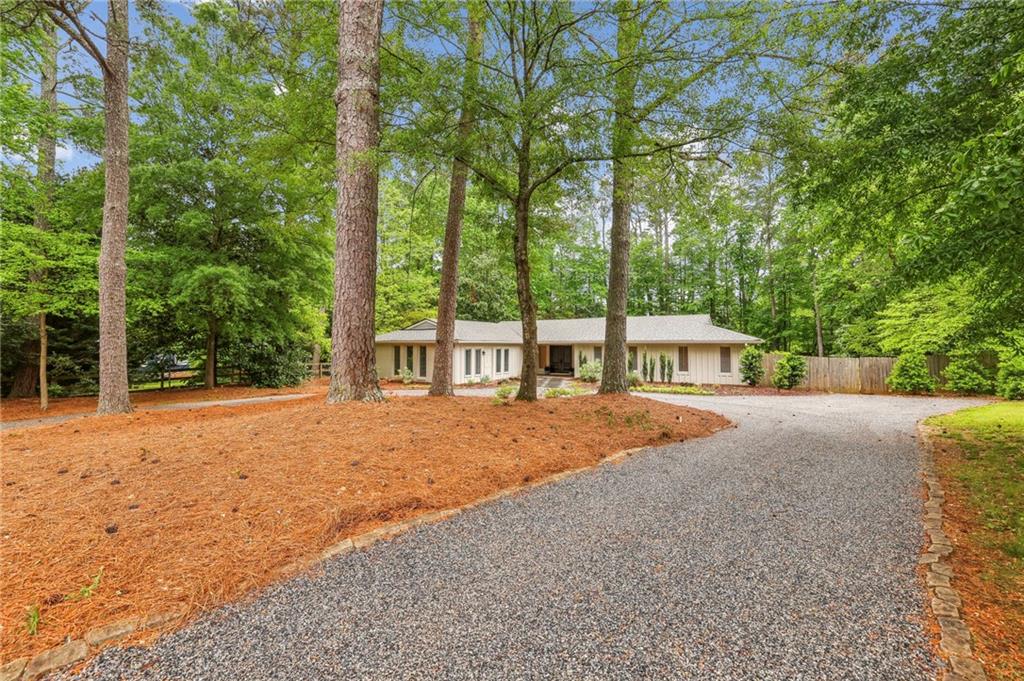 11540 Northgate Way, Roswell, Georgia image 4