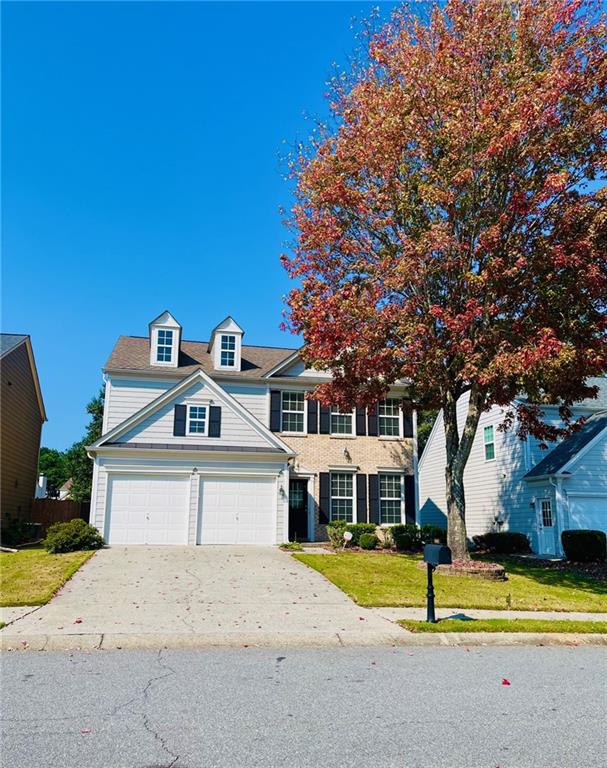 Newly renovated Two storied home, 3 Bed/2.5 Bath at Shakerag Farms, a Swim/Tennis Community. Hardwood floors throughout on main, Kitchen has new installed quartz counter tops, and open to 2 story family room with fireplace, separate living & dining room, master w/ vaulted ceiling & spacious master bath w/ garden tub, separate shower, DB vanity. Recently installed new Luxury Vinyl flooring for the second floor. The walls just got refreshed. Huge level yard back to trees. Walking distance to pool and tennis/playground. Award winning schools (Johns Creek Elementary, Riverwatch Middle and Lambert High).
We expect that the tenant's income at least is 3X more than the rent, tenant's credit score is 700 or more.