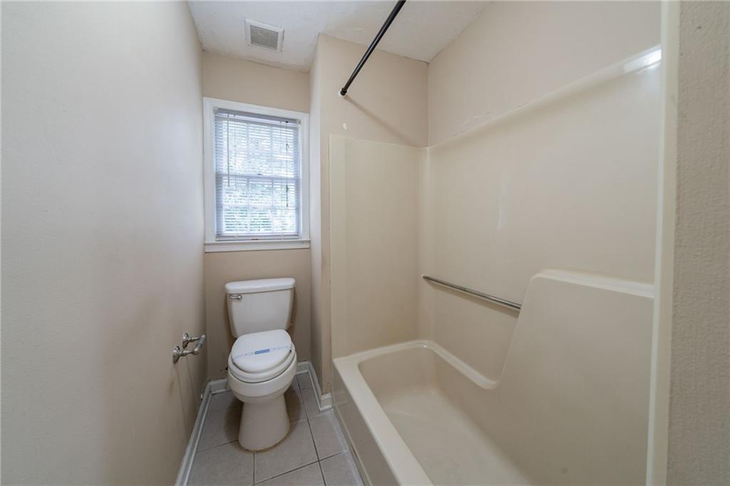 5310 Arrowind Road, Lilburn, Georgia image 32