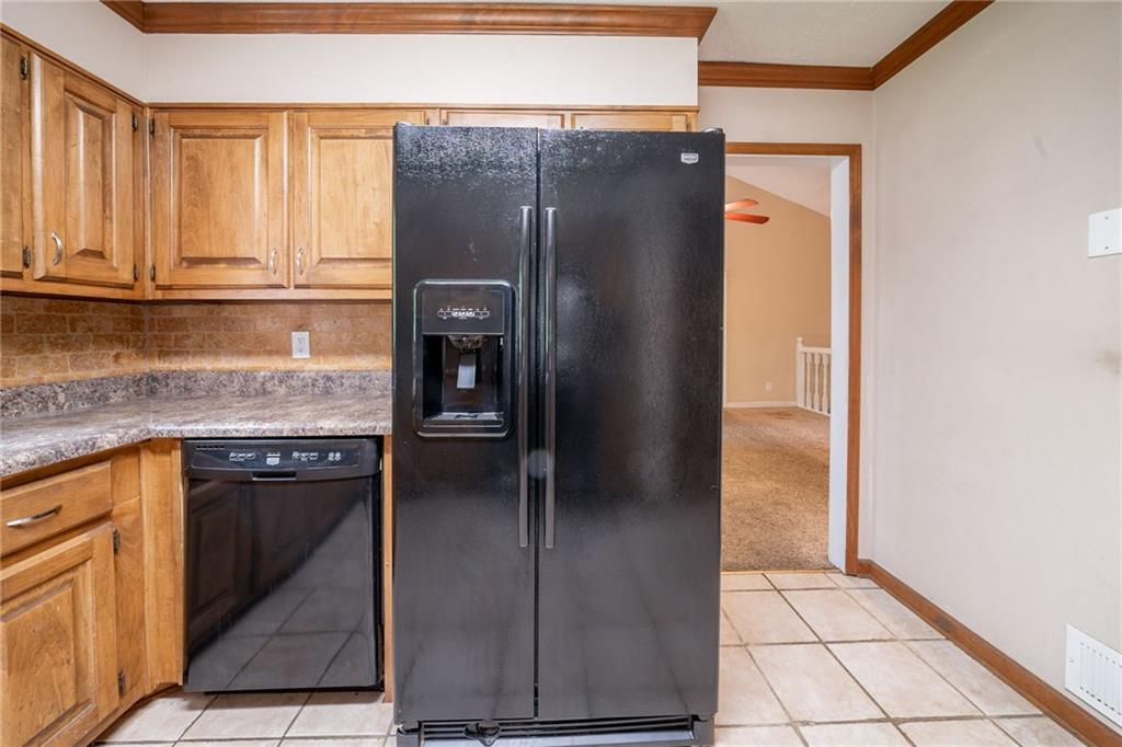 5310 Arrowind Road, Lilburn, Georgia image 4
