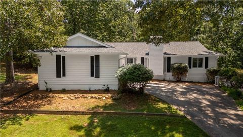 559 Honeysuckle Road Gainesville GA 30501