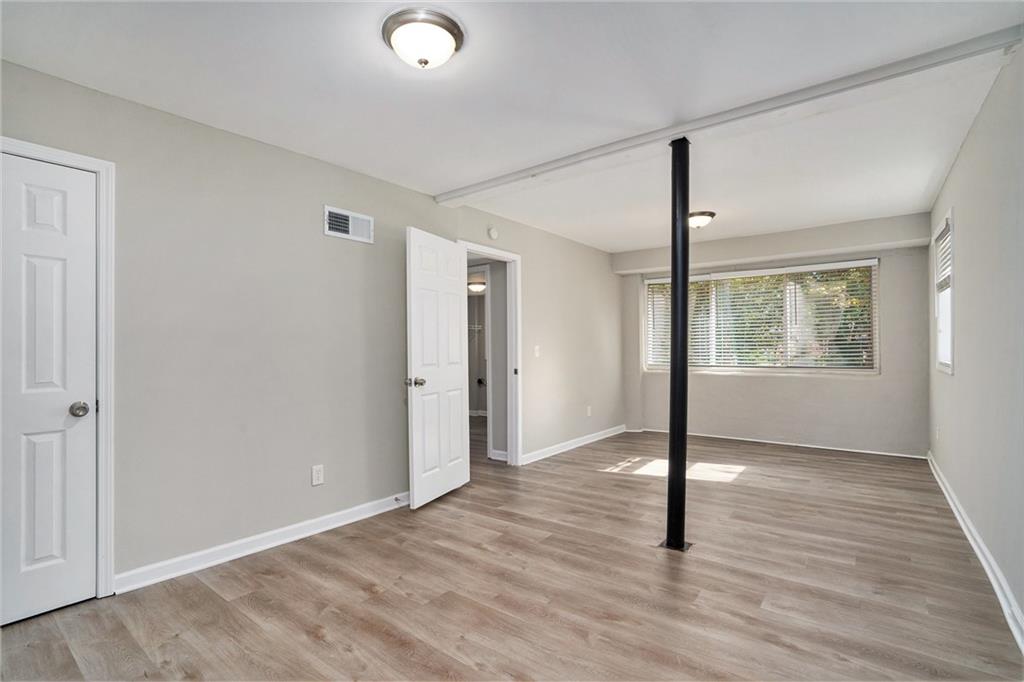 2434 Miriam Lane