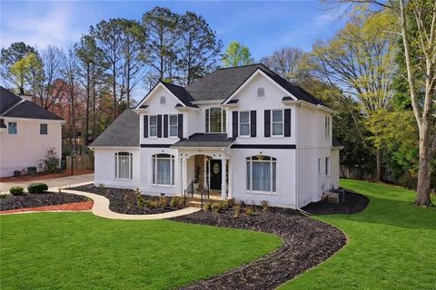 Homes For Sale - 170 Glen Eagle Way<br/> Henry County, Mcdonough, GA 30253