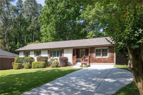 Photo of 1907 Fairway Circle NE, Brookhaven, GA 30319 (MLS # 7770129)